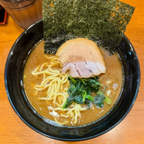 「らーめん並」@家系らーめん押忍の写真