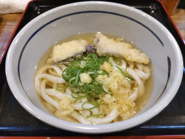 「冷やかけうどん+ぶり天ぷら」@おにやんま 日暮里店の写真