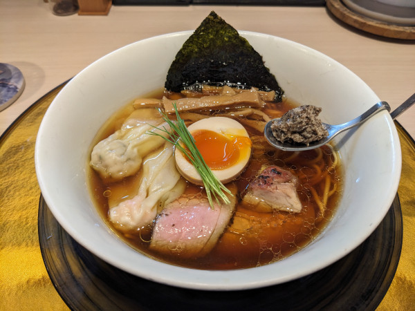 「特製ポルチーニ醤油らぁ麺」@入鹿TOKYOの写真