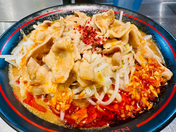 「紅ラーメンバラ肉増し【1230円】」@麺創研 紅 府中の写真