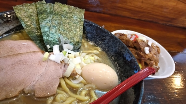 「特製煮干しらーめん」@渡辺商店の写真