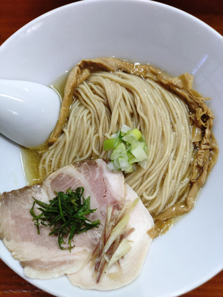 「冷やしぶっかけラーメン　950円」@無化調煮干しらぁ麺 誠実の写真