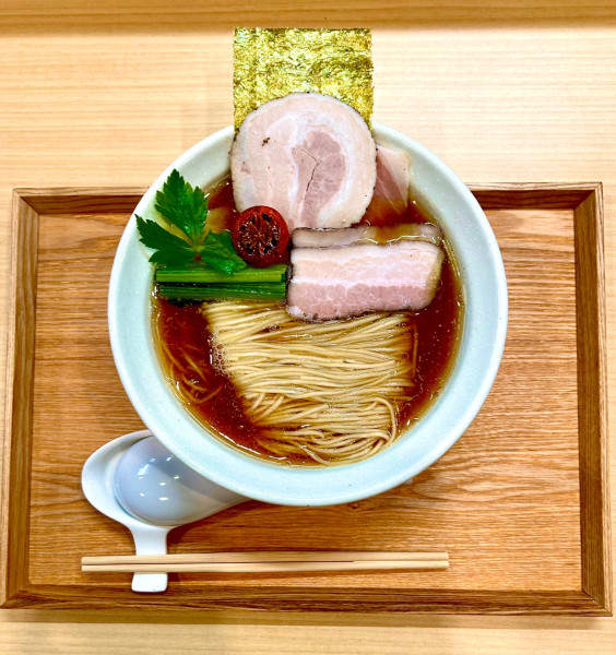 「特中華 醤油」@中華そば うお静の写真