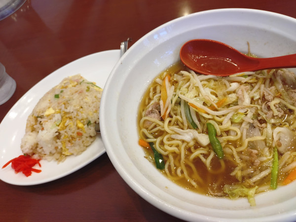 「日替わりランチ（野菜麺、チャーハン）」@中華料理 千龍の写真