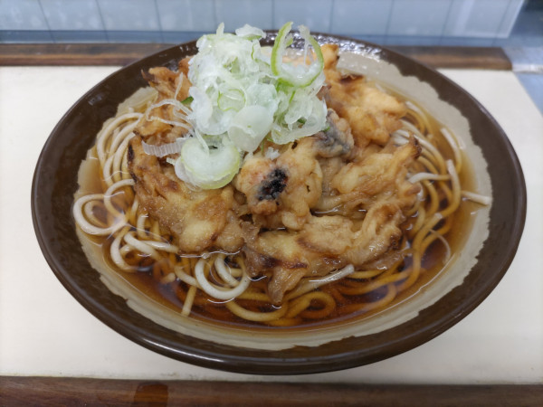 「ゲソ天そば」@立食い そば処 JR北千住駅2・3番線ホーム店の写真