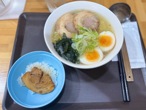 「塩らーめん 1000円＋サービスミニチャーシュー丼」@中華そば 美乃屋の写真