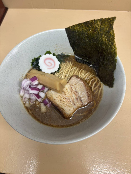「煮干ラーメン」@らぁ麺 琥珀の写真