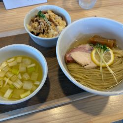 昆布水つけ麺(塩)＋炙りチャーシューマヨ丼