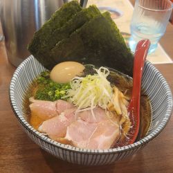 中華そば　醤油　特製トッピング　和え玉ハーフ