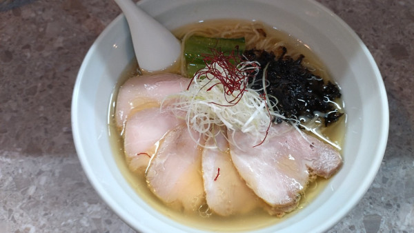 「鶏出汁チャーシュー麺(1200円・メンマ抜・塩)」@桜台らぁ麺 美志満の写真