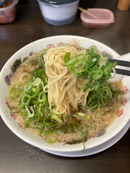 「醤油ラーメン　濃いめネギ多め」@来来亭 南観音店の写真