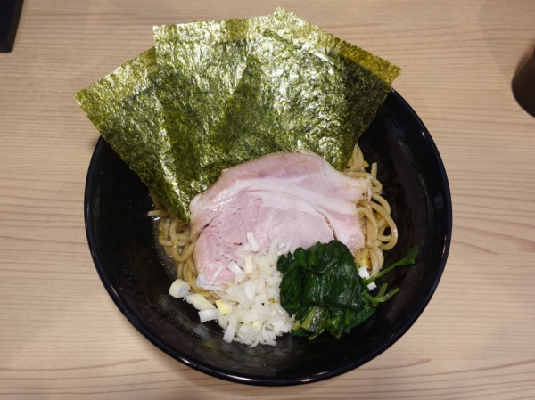 「黒まぜそば並盛（900円）」@内勝家の写真