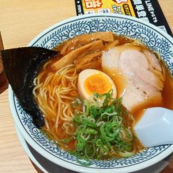 熟成醤油ラーメン（825円）