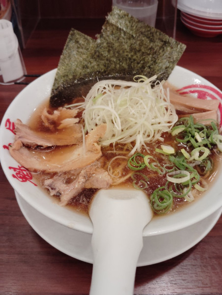 「冷やし醤油らーめん」@ラーメン魁力屋 北越谷店の写真