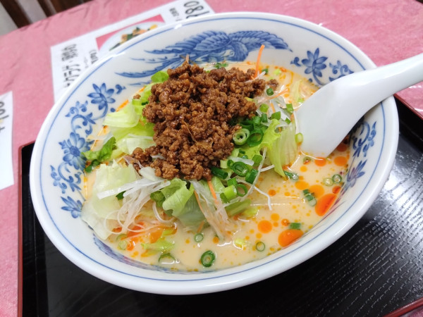 「期間限定 冷やし担担麺 900円」@万里園の写真