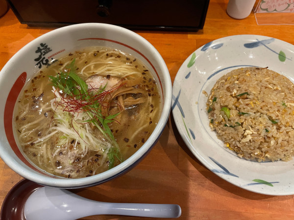 「塩ラーメン＋チャーハン」@富田林塩元帥の写真
