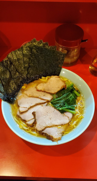 「中盛チャーシュー麺海苔まし。」@横浜家系ラーメン 黄金家の写真