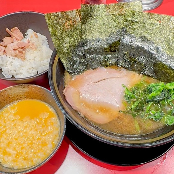 「朝ラーセット1,000円」@らーめん直射日光の写真