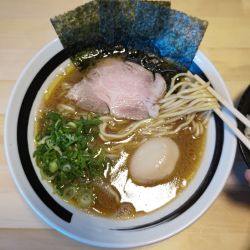 濃厚豚骨醤油ラーメン 無邪気 那珂川店の画像