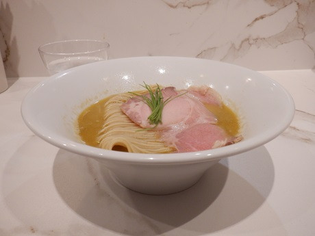 「牡蠣蕎麦」@中華そば 左とうの写真