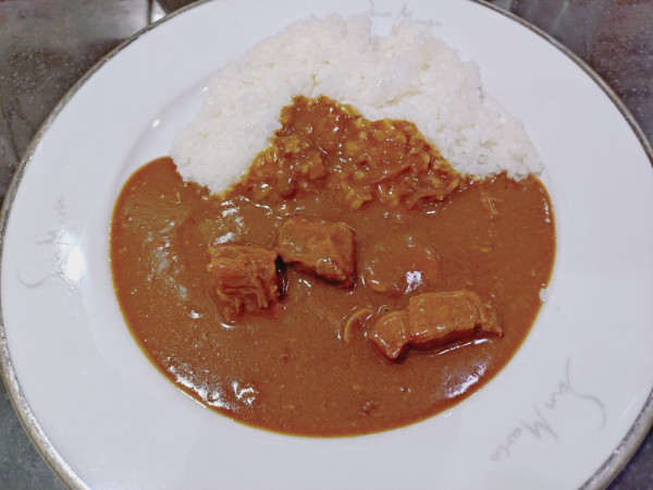 「ビーフカレー　９８１円　※」@カレーハウス サンマルコ 東武池袋店の写真