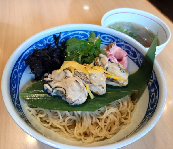 「【限定】真牡蠣のつけそば(1500円)」@寿製麺よしかわ 川越店の写真