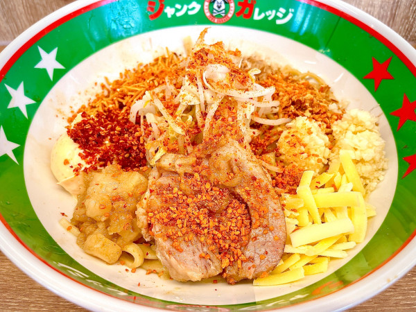 「パワフルまぜそば（940円）」@ジャンクガレッジ 加須店の写真