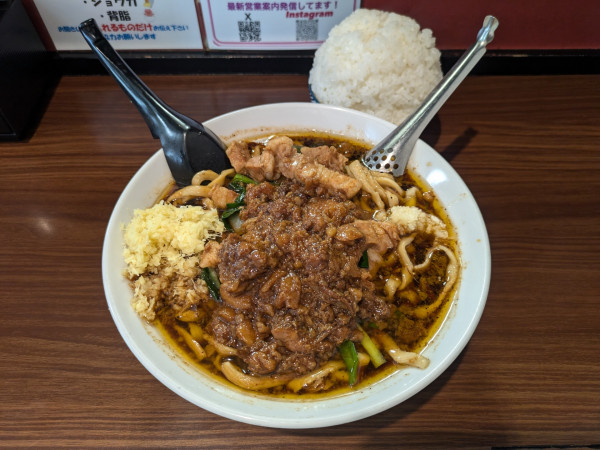 「スタ満ソバ＋ライス」@元祖スタミナ満点らーめん すず鬼 熊谷うえちゃん店の写真