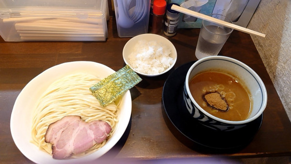 「鳥豚魚介つけめん」@ラーメン ますだやの写真