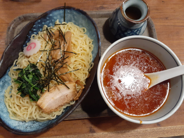 「つけそば、辛、大盛」@大雪軒 新百合ヶ丘VIVRE店の写真