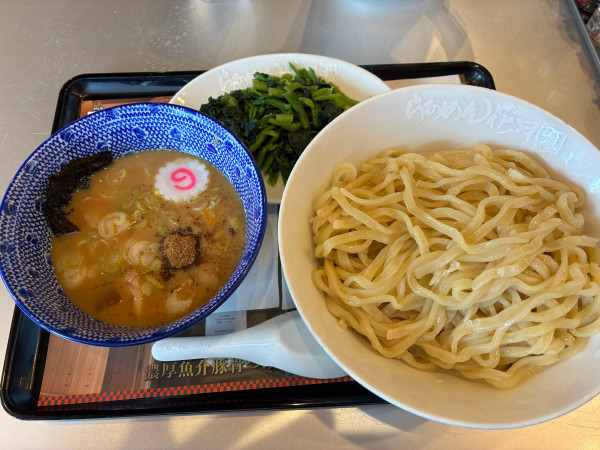 「頑者300g クーポンほうれん草」@らあめん花月嵐 馬橋店の写真