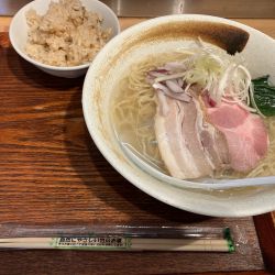 冷やしゆず塩貝出汁らーめん　貝飯（小）