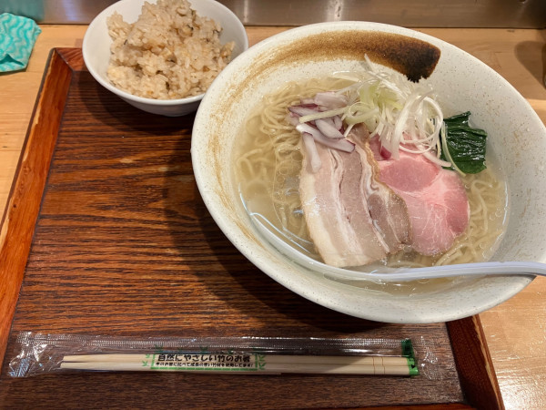 「冷やしゆず塩貝出汁らーめん 貝飯(小)」@貝出汁らぁ麺 みぎわの写真