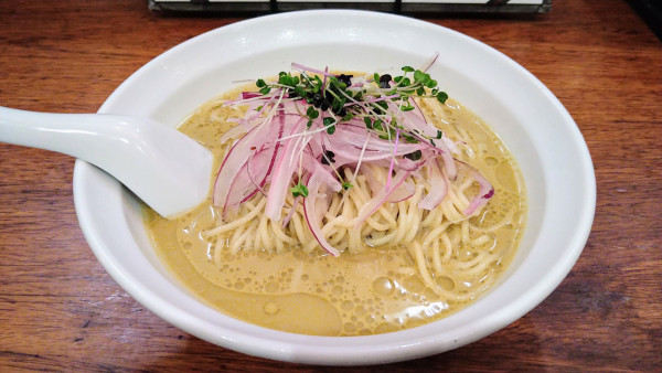 「【限定】冷や牡蠣」@麺処 にぼし香 横浜店の写真