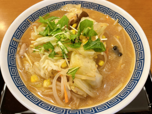 「野菜たっぷり味噌ラーメン（820円）」@山田うどん食堂 下館294号バイパス店の写真