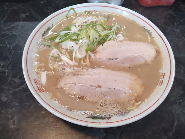「ラーメン¥950+替玉¥150-」@博多ラーメン 恵比須の写真