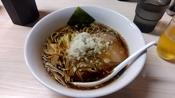 「らーめん（７００円）」@元祖敏々亭 びんびんの写真