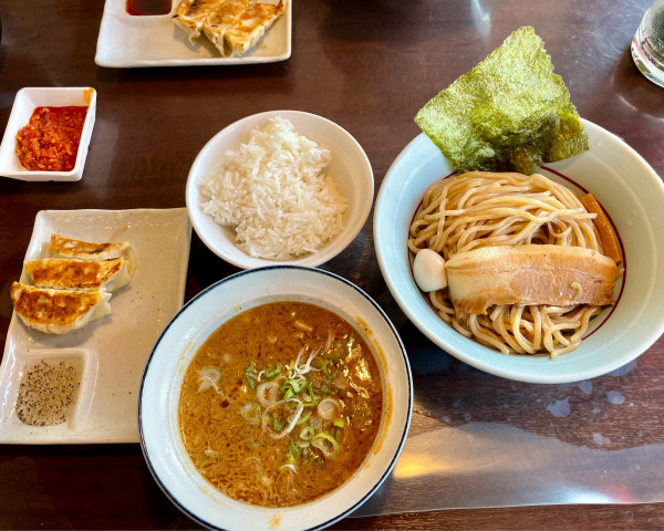「濃厚豚骨魚介つけ麺  味噌/ライス/半餃子」@横濱家系ラーメン 祭家の写真