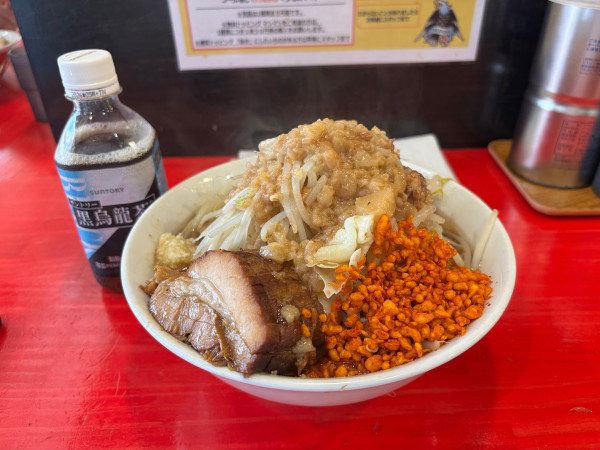 「ラーメン小豚」@鷹の目 獨協大学前本店の写真