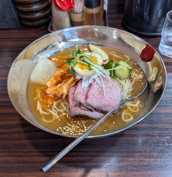 「あけどや韓国風冷やし麺」@らー麺 あけどやの写真