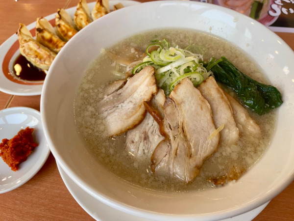 「塩とんこつ」@幸楽苑 川越木野目店の写真