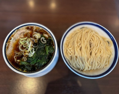 「つけ麺 大盛 990円＋ほうれん草 100円。」@中華そば赤寅の写真