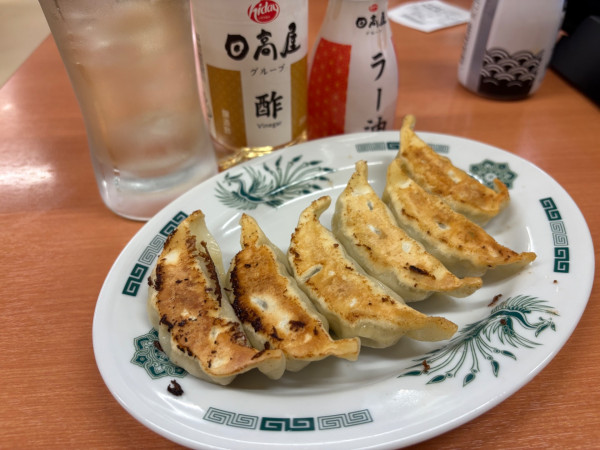 「餃子300円+ハイボール320円」@日高屋 北朝霞店の写真