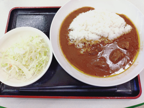 「27 前沢牛カレー　１３００円」@東北自動車道 前沢SA 下り線 スナックコーナーの写真