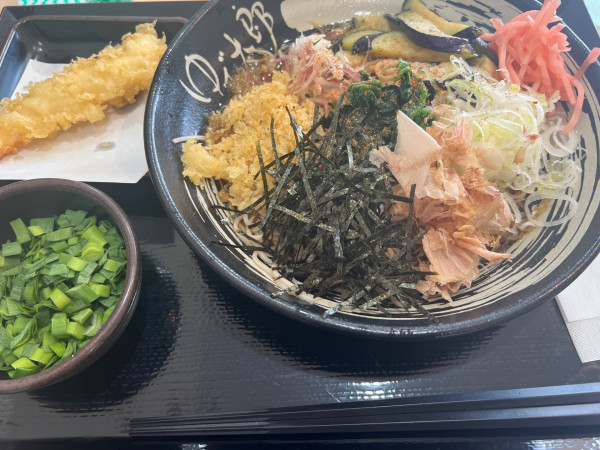 「冷やし薬味蕎麦」@ゆで太郎 宇都宮下岡本町店の写真