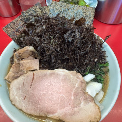 横浜ラーメン武蔵家 薬園台店の画像