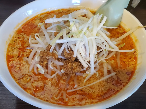 「特製タンタン麺」@家系とんこつ らーめん峰の写真