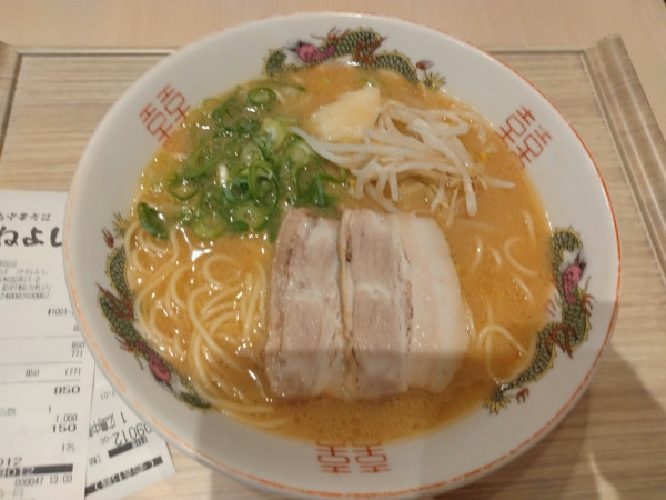 「広島中華そば¥850-」@広島中華そば かねよしの写真