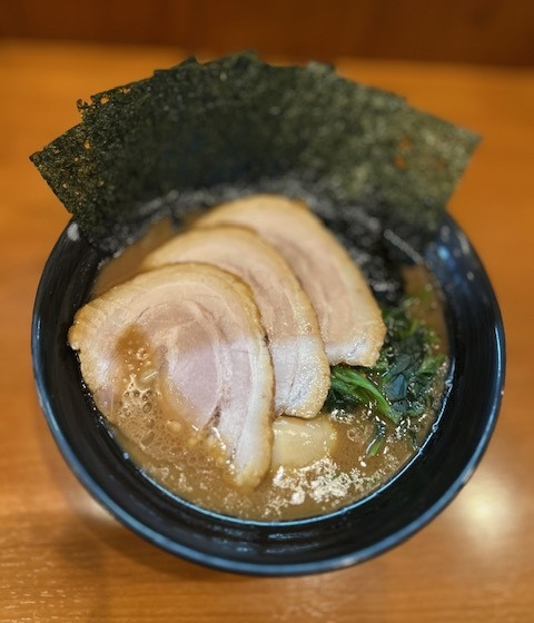 「押忍盛り　並　1,300円。」@家系らーめん押忍の写真