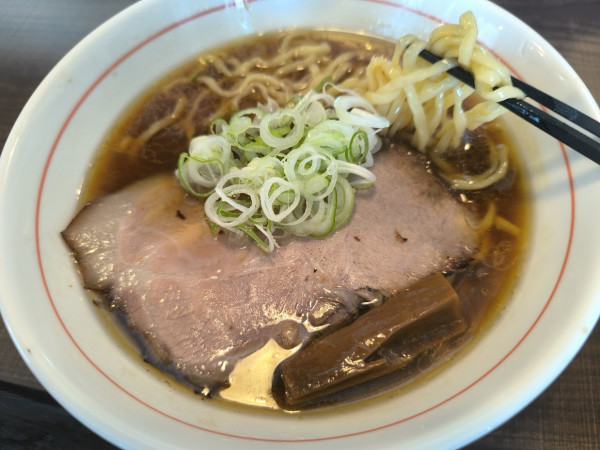 「中華そば(900)」@中華そば 縁の写真